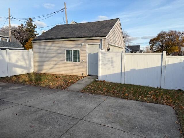 1602 76th Street Kenosha, WI 53143 - Photo 18 of 23 IMG_5234