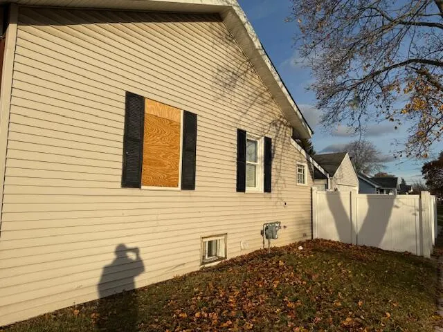 $160,000 | 1602 76th Street, Kenosha, WI 53143
