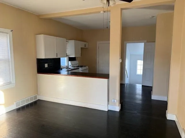 $160,000 | 1602 76th Street, Kenosha, WI 53143