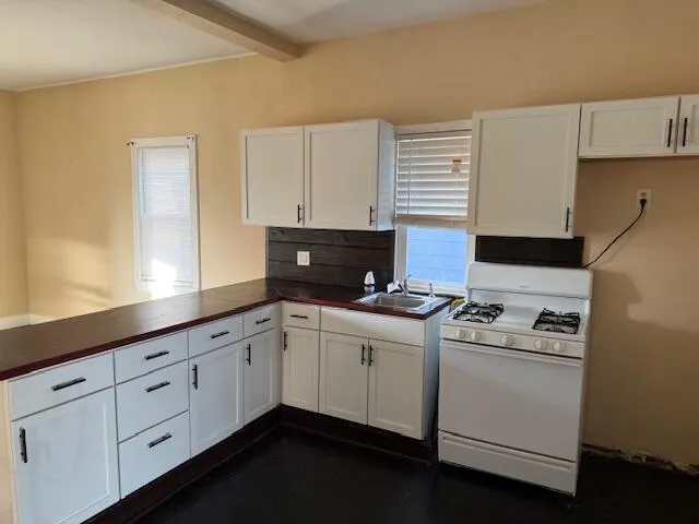 $160,000 | 1602 76th Street, Kenosha, WI 53143