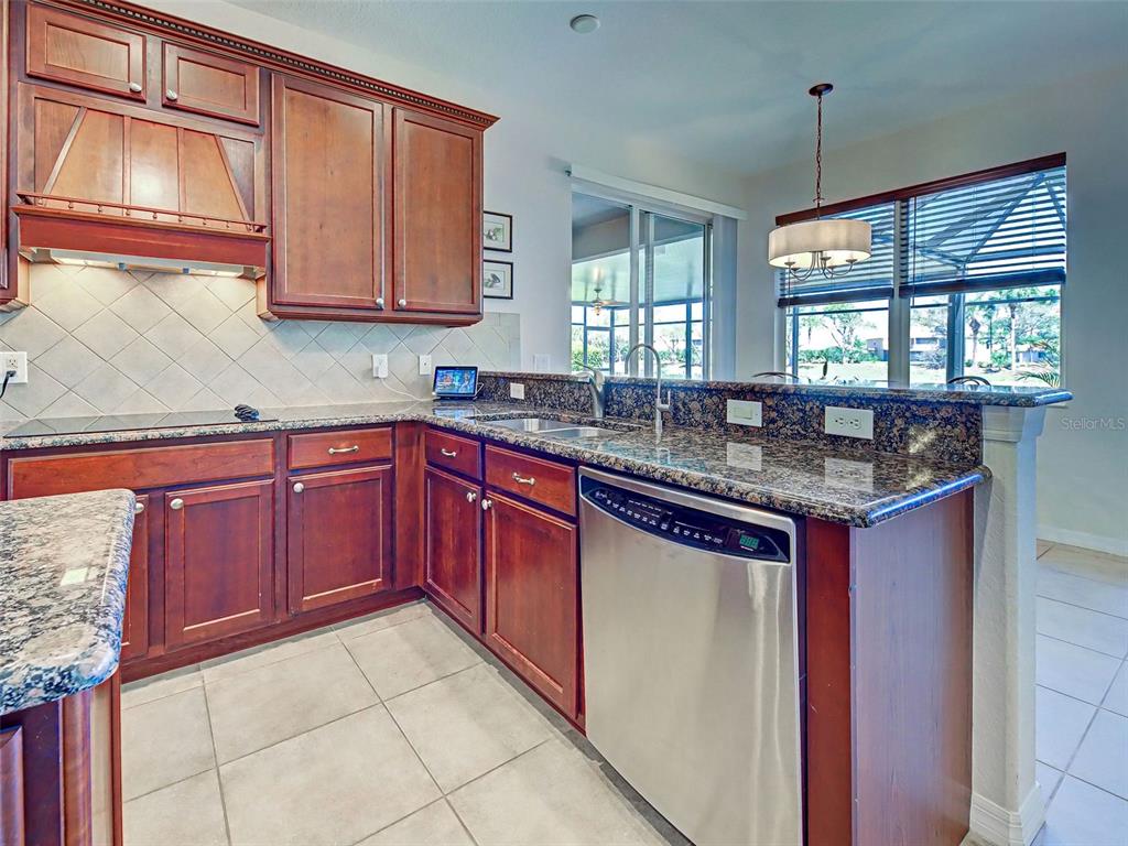 12082 Granite Woods Loop Venice, FL 34292 - Photo 13 of 87