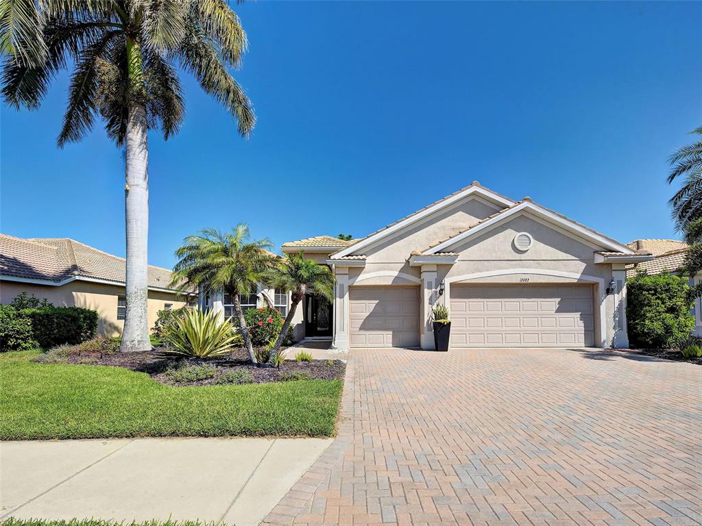 12082 Granite Woods Loop Venice, FL 34292 - Photo 2 of 87