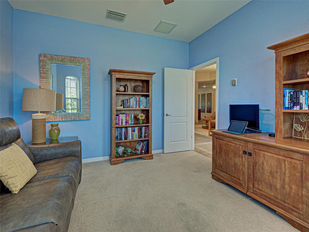 12082 Granite Woods Loop Venice, FL 34292 - Photo 36 of 87