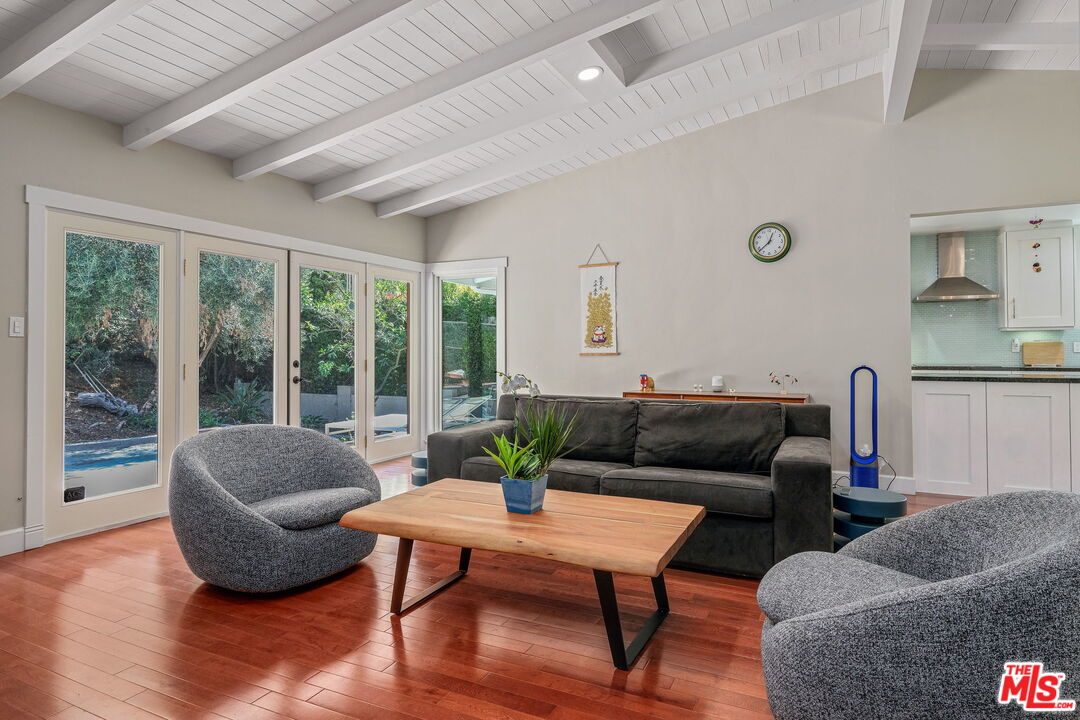 2066 Roscomare Road Los Angeles, CA 90077 - Photo 2 of 20