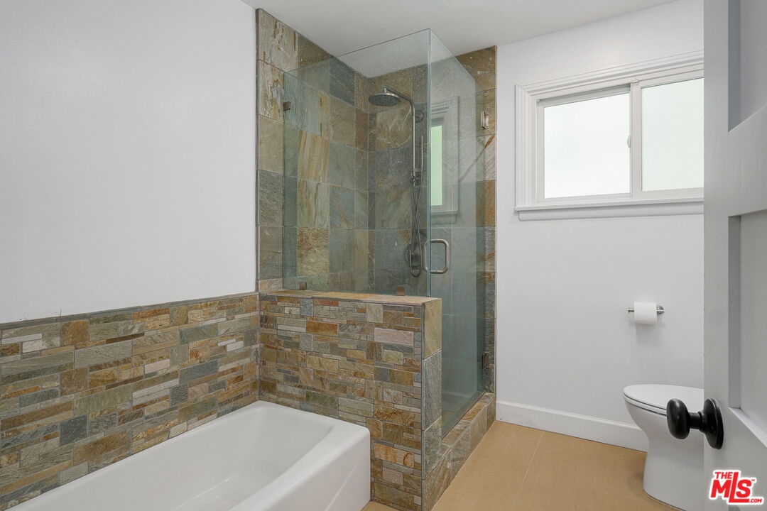 2066 Roscomare Road Los Angeles, CA 90077 - Photo 10 of 20