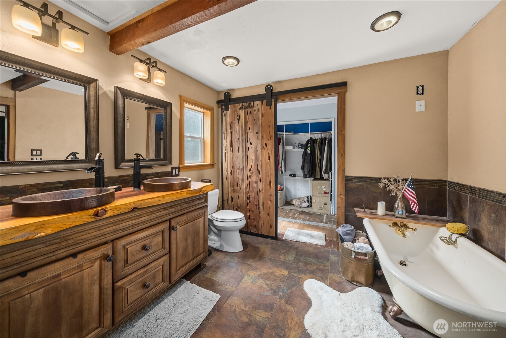 17026 South Vaughn Road Northwest Vaughn, WA 98394 - Photo 12 of 39 Gallery Image 12