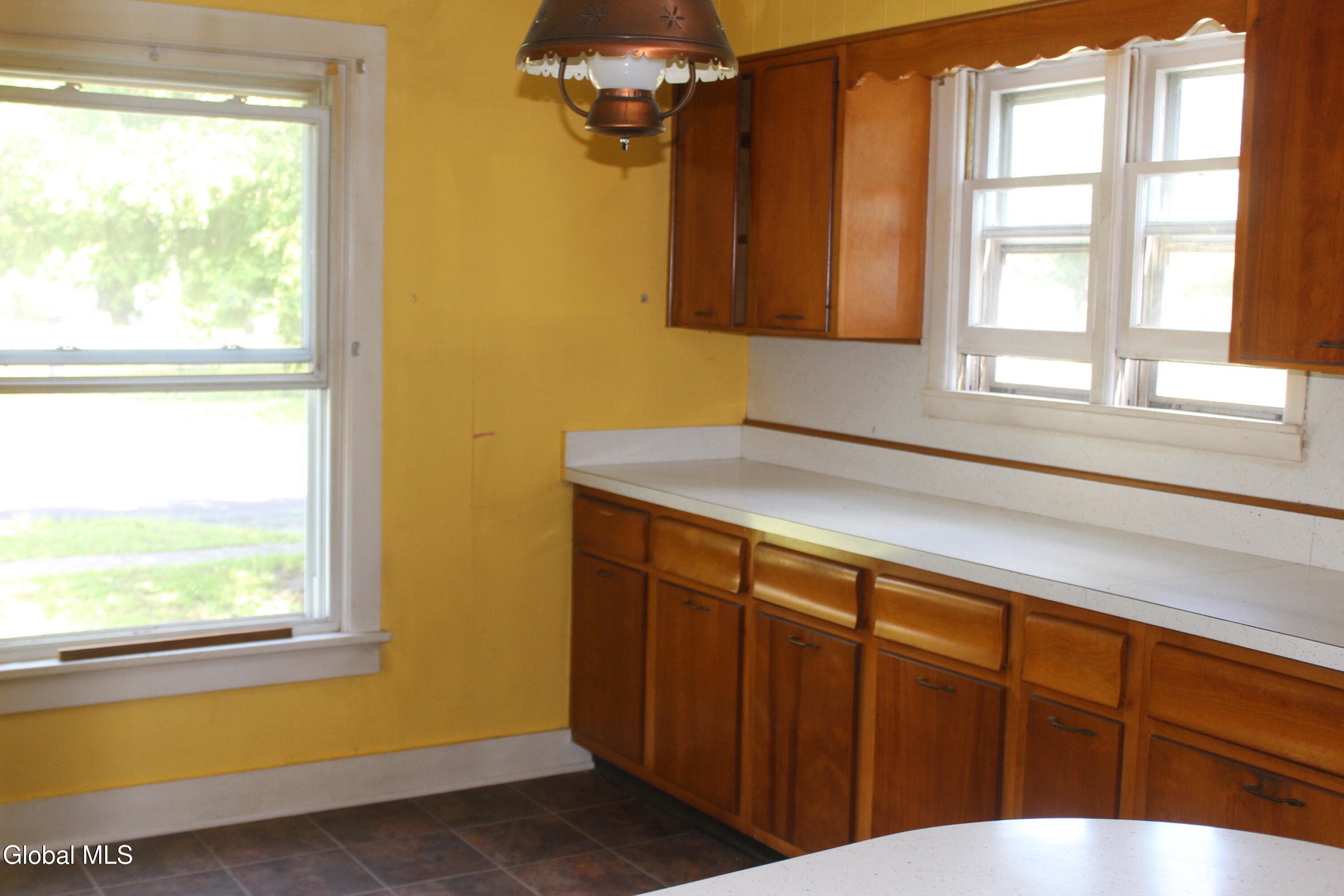 32 Gates Avenue Fort Edward, NY 12828 - Photo 6 of 24 dining area