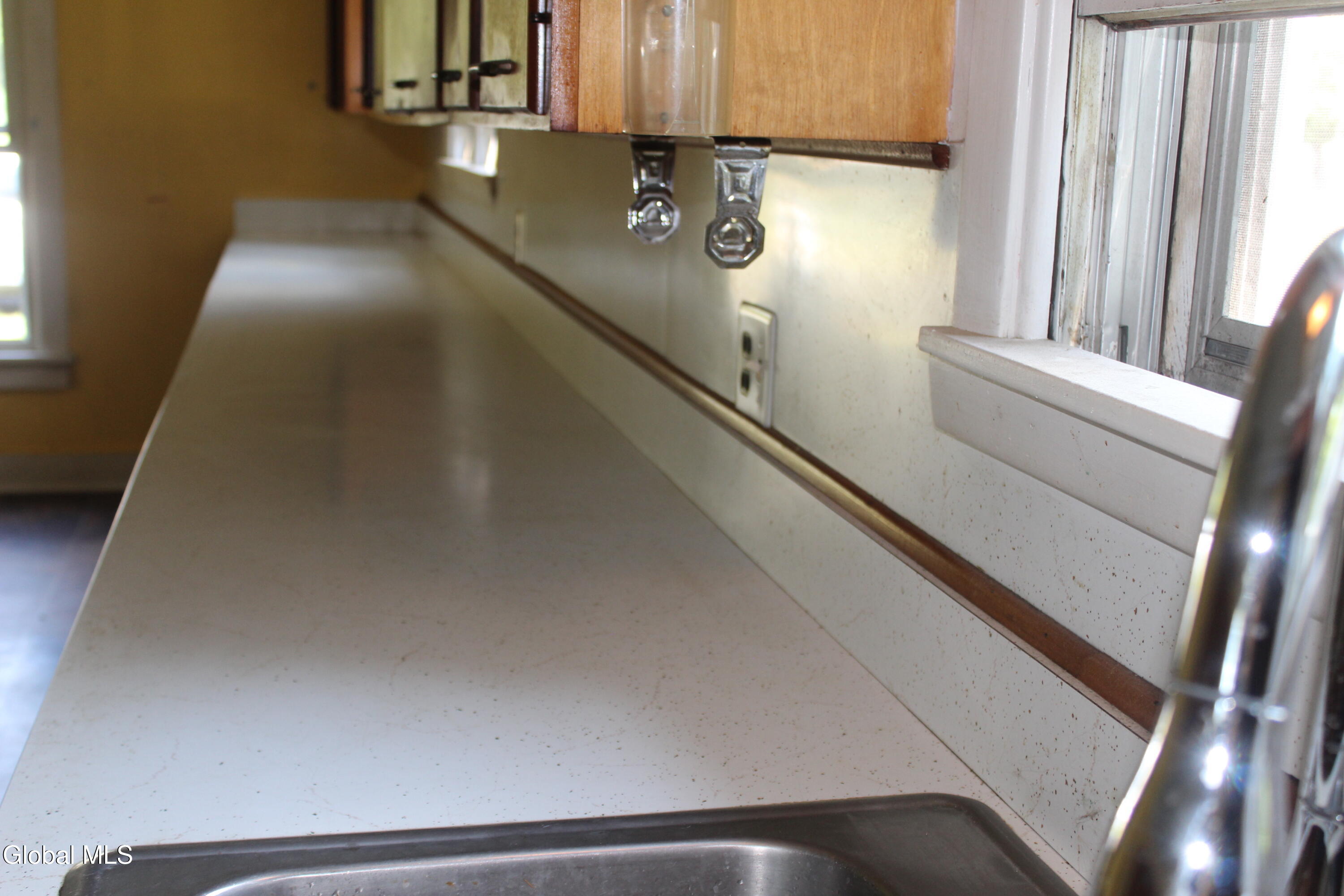 32 Gates Avenue Fort Edward, NY 12828 - Photo 7 of 24 counter tops for days