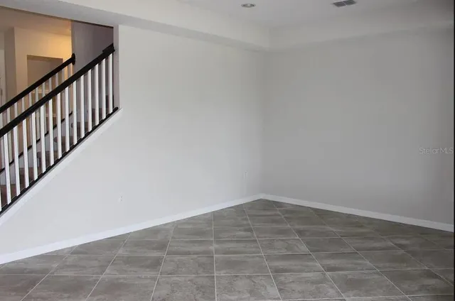 $2,400 | 3807 Brighton Park Circle, Orlando, FL 32812