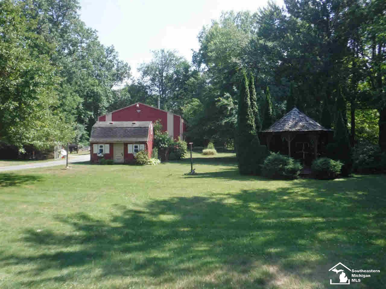 3691 West Temperance Road Lambertville, MI 48144 - Photo 5 of 12 20437199-4.JPG