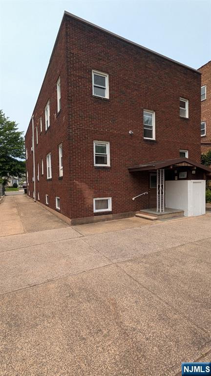 219 Orient Way Rutherford, NJ 07070 - Photo 4 of 46