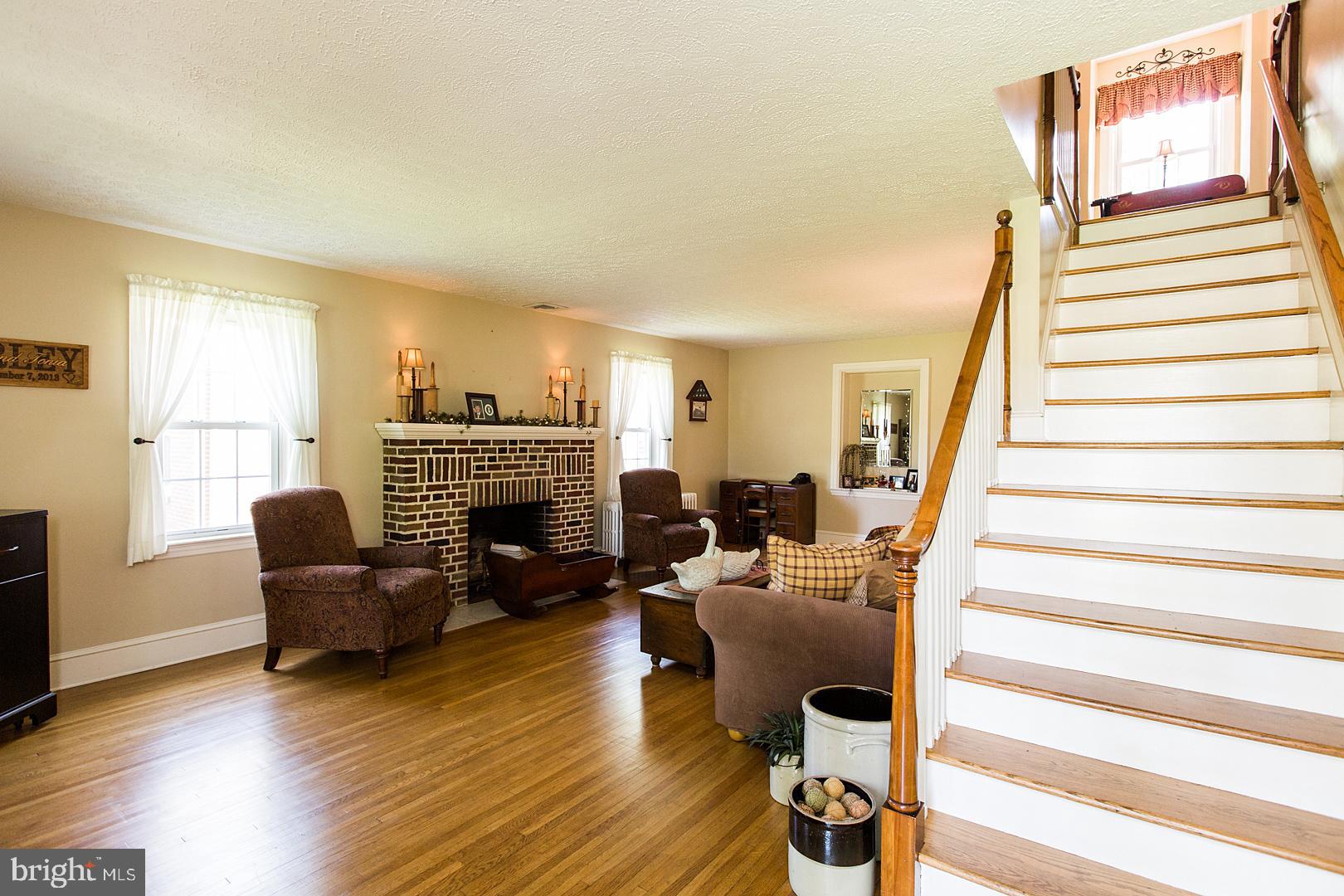 1459 Rohrerstown Road Lancaster, PA 17601 - Photo 12 of 43