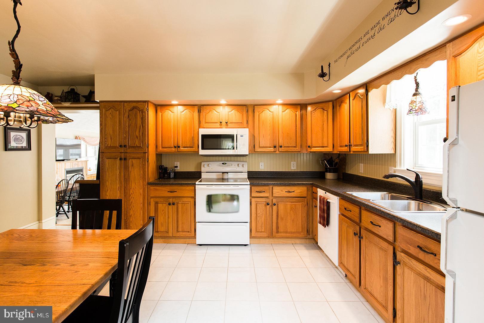 1459 Rohrerstown Road Lancaster, PA 17601 - Photo 17 of 43