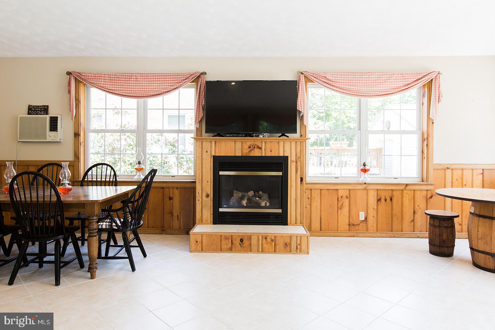1459 Rohrerstown Road Lancaster, PA 17601 - Photo 23 of 43