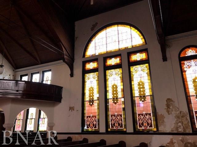 525 North Church Street Decatur, IL 62522 - Photo 12 of 15 a view of hall with wooden floor
