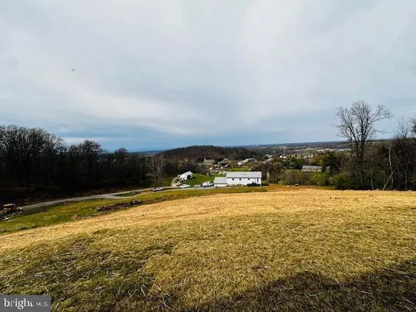 $3,100 | 1260 Elm Street, Front Royal, VA 22630