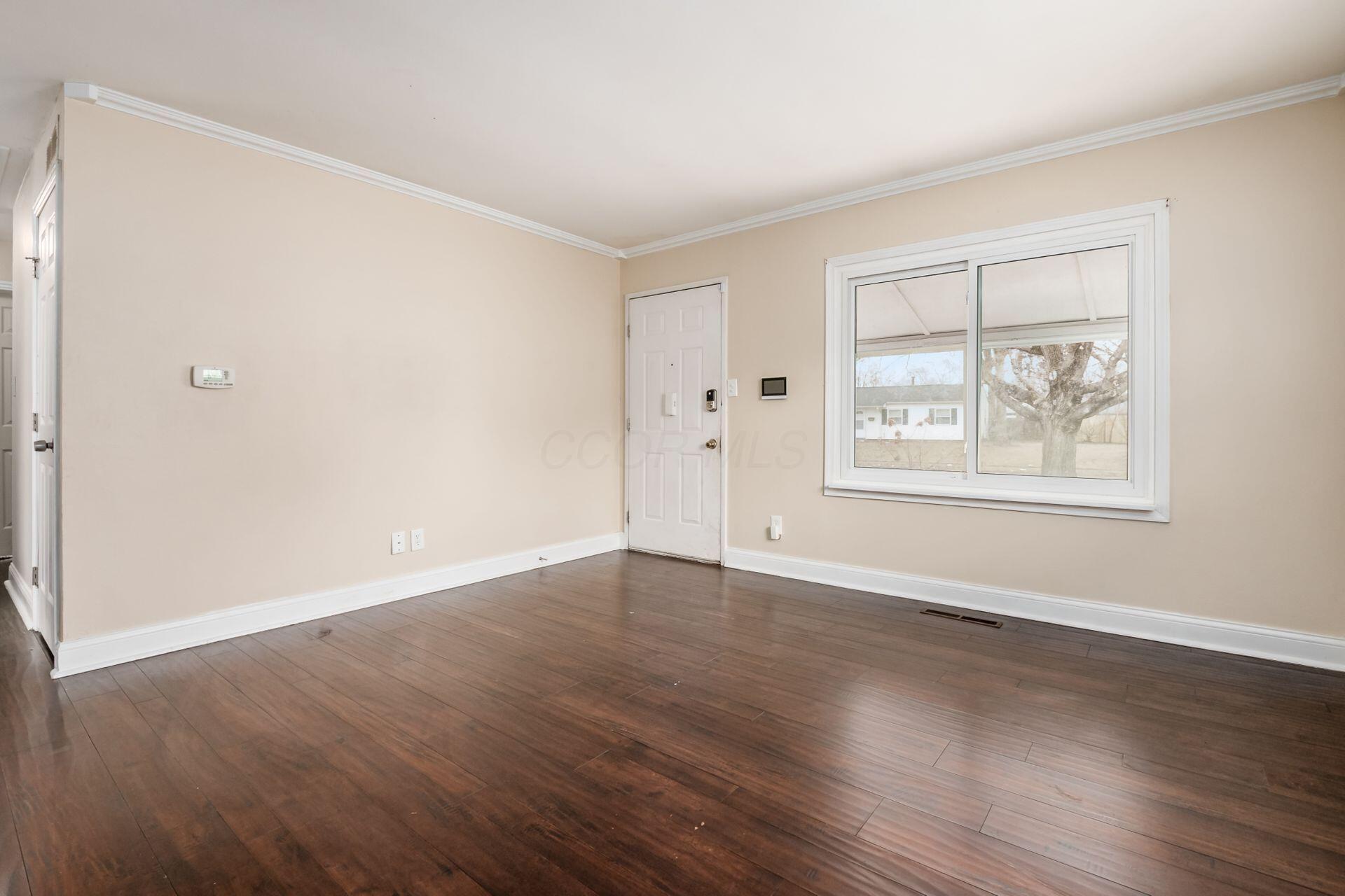 3485 Lacon Road Hilliard, OH 43026 - Photo 7 of 31 Welcome Home! 3485 Lacon Road, Hilliard, OH 43026