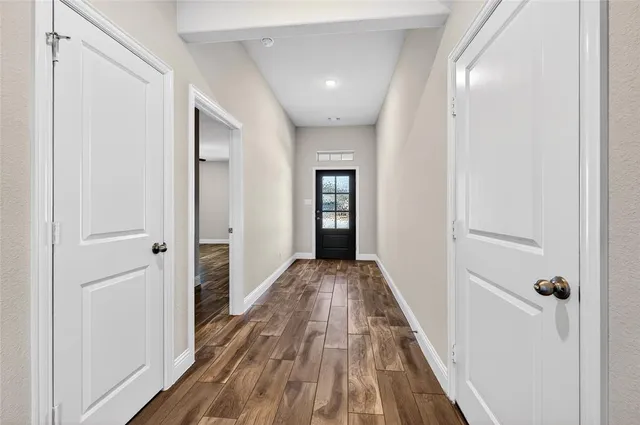 $342,500 | 627 North Preston Avenue, Van Alstyne, TX 75495