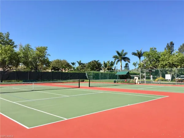 $1,800 | 1095 Partridge Circle, Unit 201, Naples, FL 34104