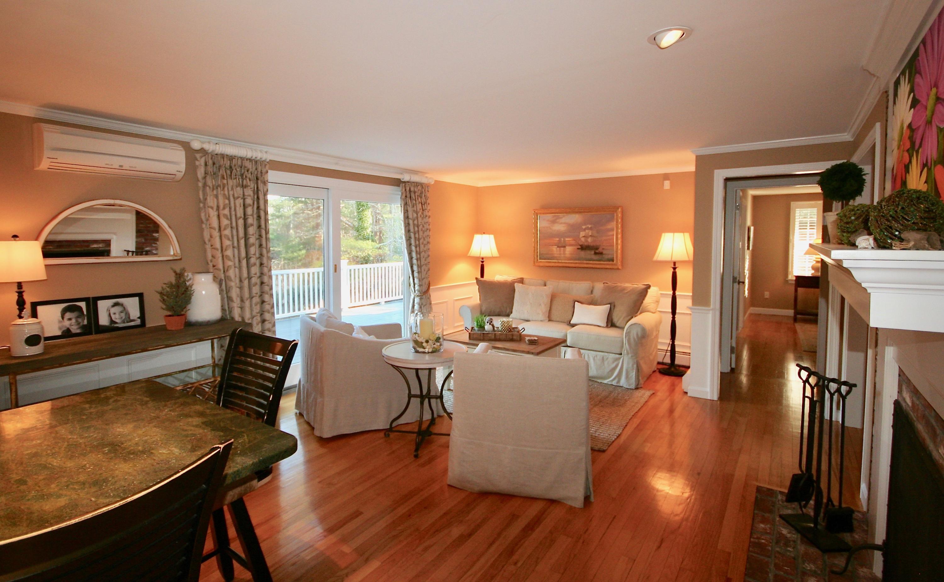 29 Kettle Hole Road Falmouth, MA 02540 - Photo 9 of 32 IMG_2366 (1)