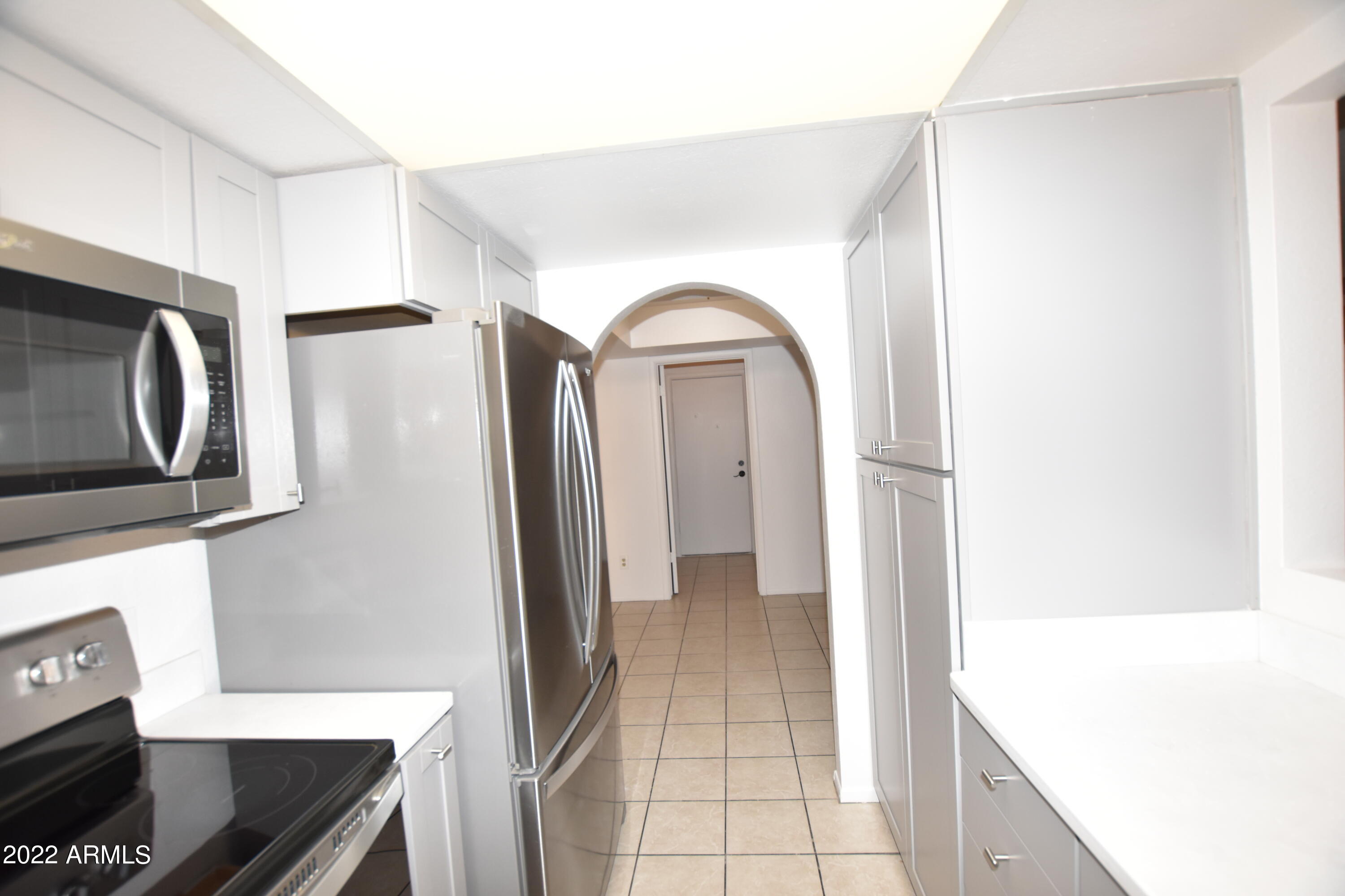 5301 South Mitchell Drive Tempe, AZ 85283 - Photo 8 of 21 Kitchen New Appliances