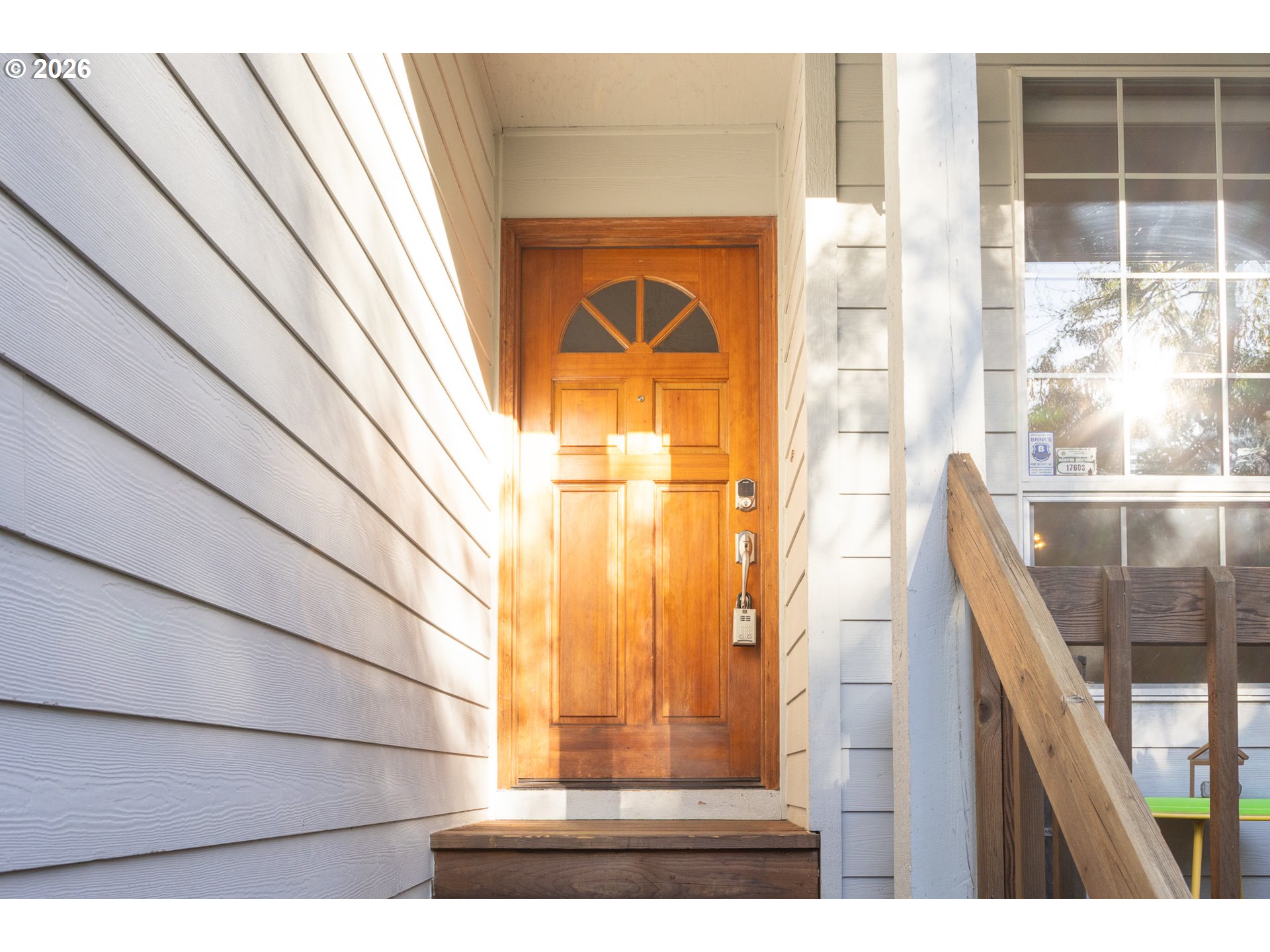 9436 Southwest Wood Parkway Portland, OR 97219 - Photo 3 of 29 Gallery Image 3