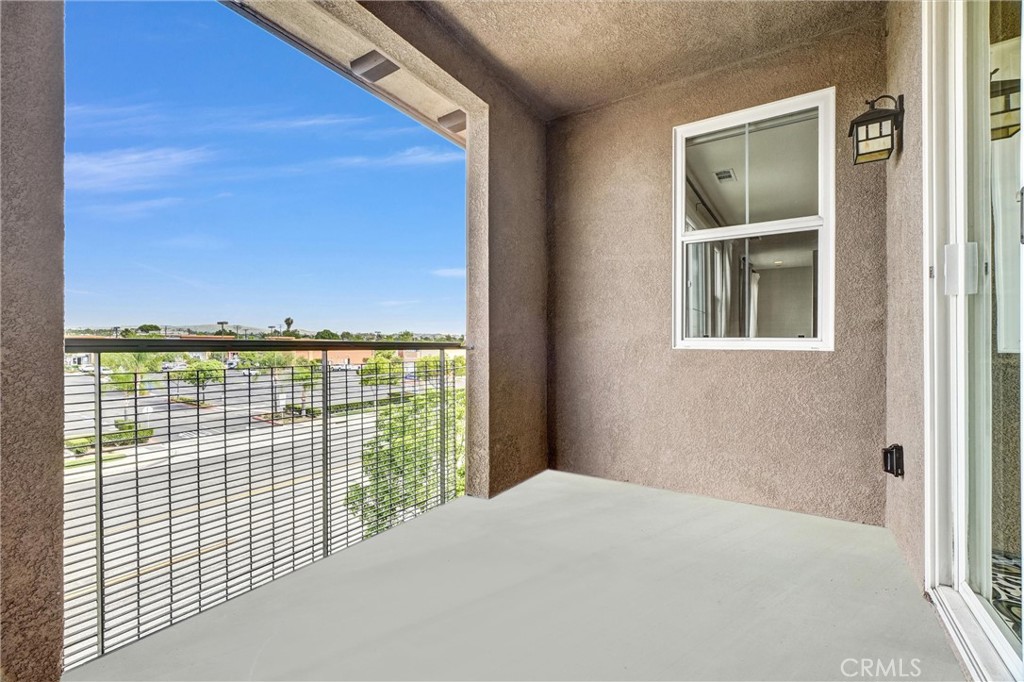 1041 Lime Tree Place Fullerton, CA 92833 - Photo 5 of 39 Deck