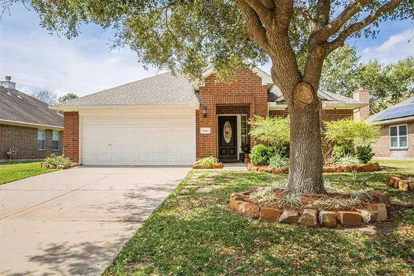 $2,900 | 3034 Glenthorpe Lane, Katy, TX 77494