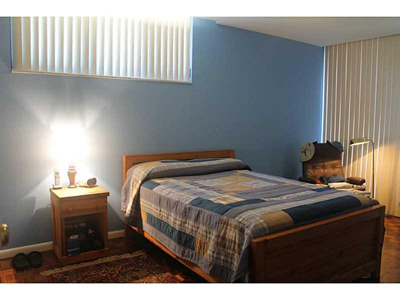 5222 Fifth Avenue, Unit B Pittsburgh, PA 15232 - Photo 7 of 14 Master Bedroom.