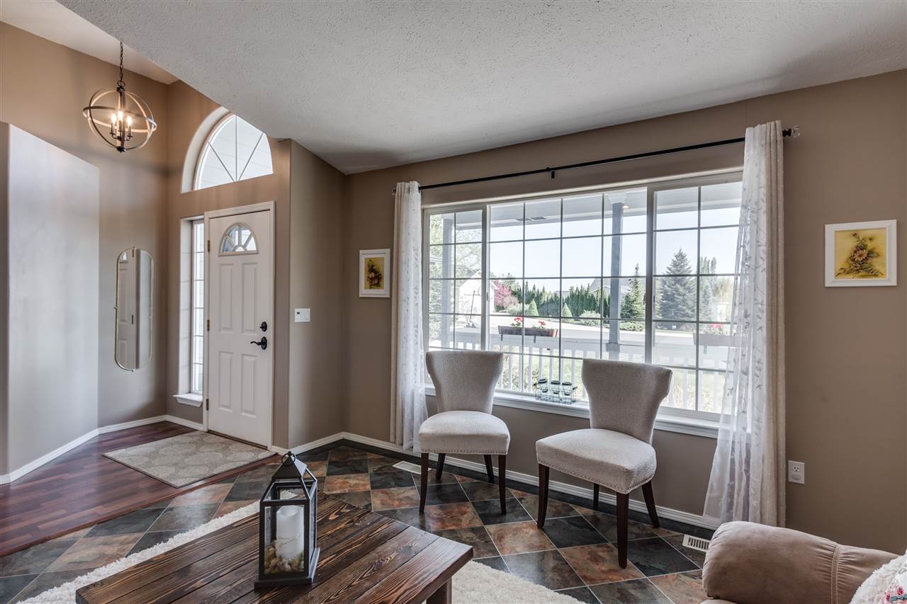 17822 Astor Court Colbert, WA 99005 - Photo 3 of 20