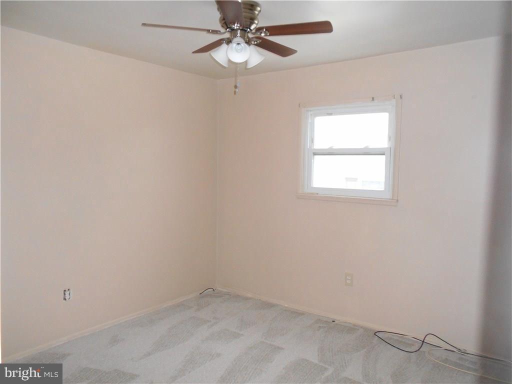 24 West Thames Road Tuckerton, NJ 08087 - Photo 9 of 24