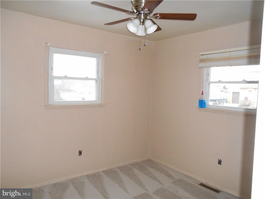 24 West Thames Road Tuckerton, NJ 08087 - Photo 10 of 24