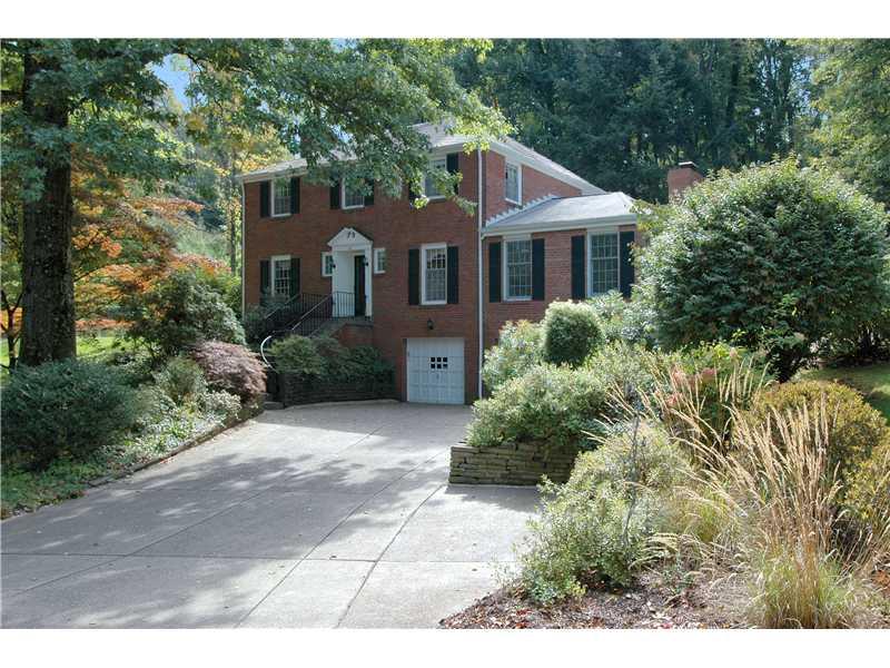 20 Thornridge Road Pittsburgh, PA 15237 - Photo 1 of 24 Exterior Front. Classic brick colonial situated on well landscaped lot.