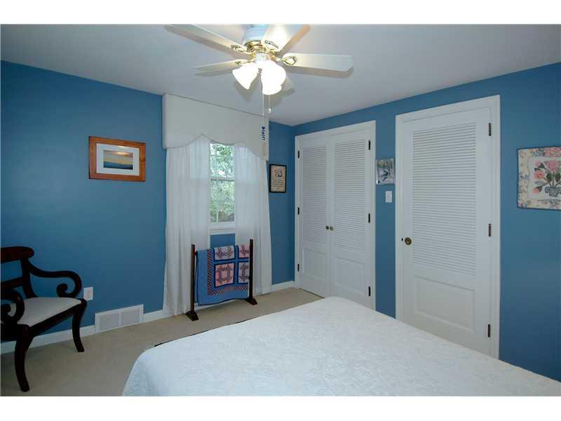 20 Thornridge Road Pittsburgh, PA 15237 - Photo 19 of 24 Bedroom.