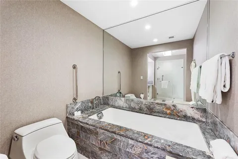 $439,000 | 551 North Fort Lauderdale Beach Boulevard, Unit H1406, Fort Lauderdale, FL 33304