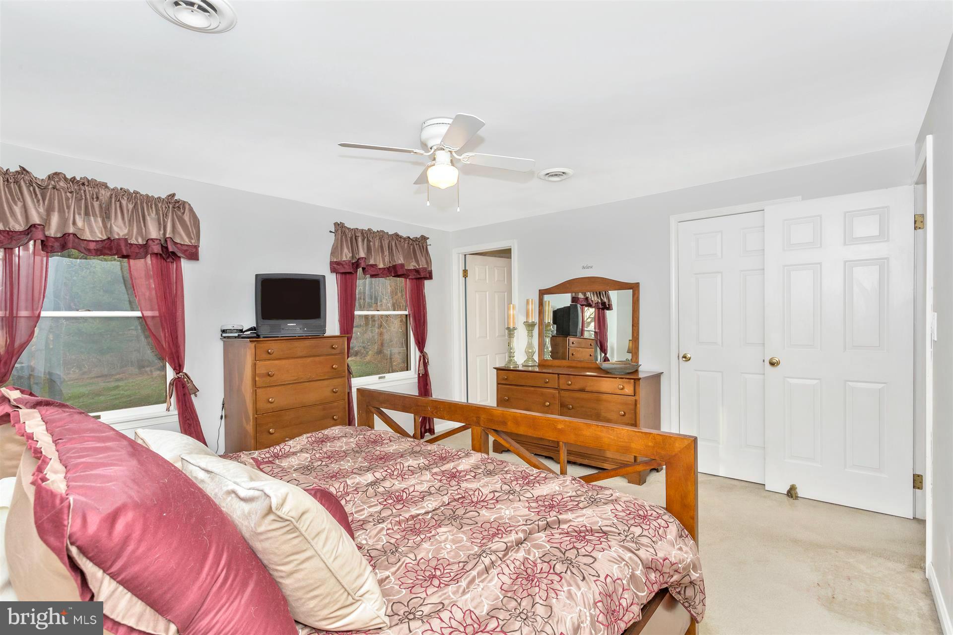 6930 Fox Chase Road New Market, MD 21774 - Photo 20 of 30 Bedroom (Master)