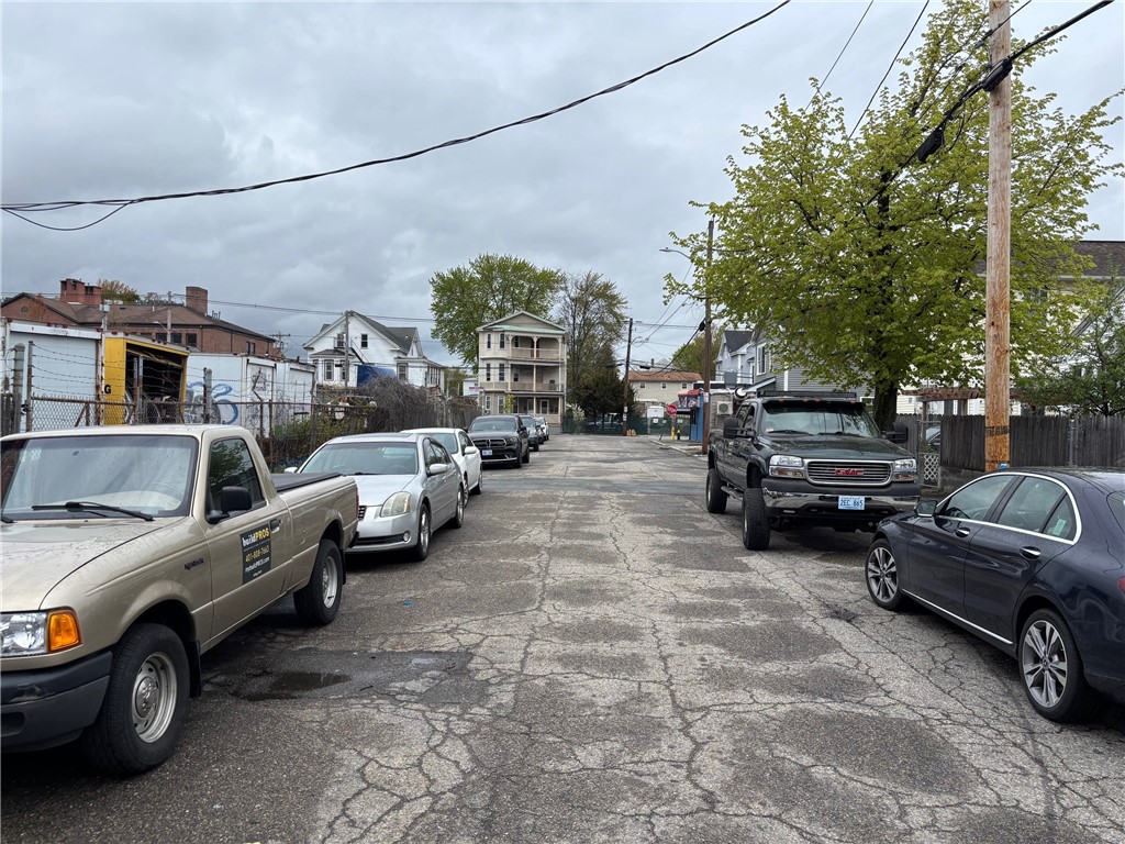 18 Calhoun Avenue Providence, RI 02907 - Photo 2 of 3 Calhoun Avenue
