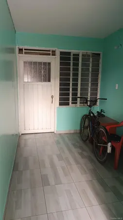 $165,000 | Cl 44-12-51 Comuna 8 East Cali Valle Del Cauca Street, Arlington, TX 76004