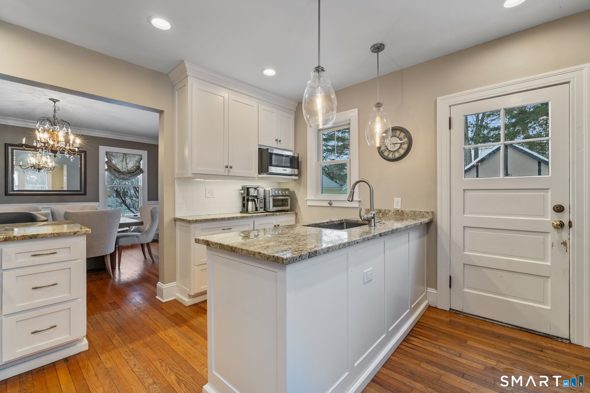 157 Four Mile Road West Hartford, CT 06107 - Photo 13 of 35