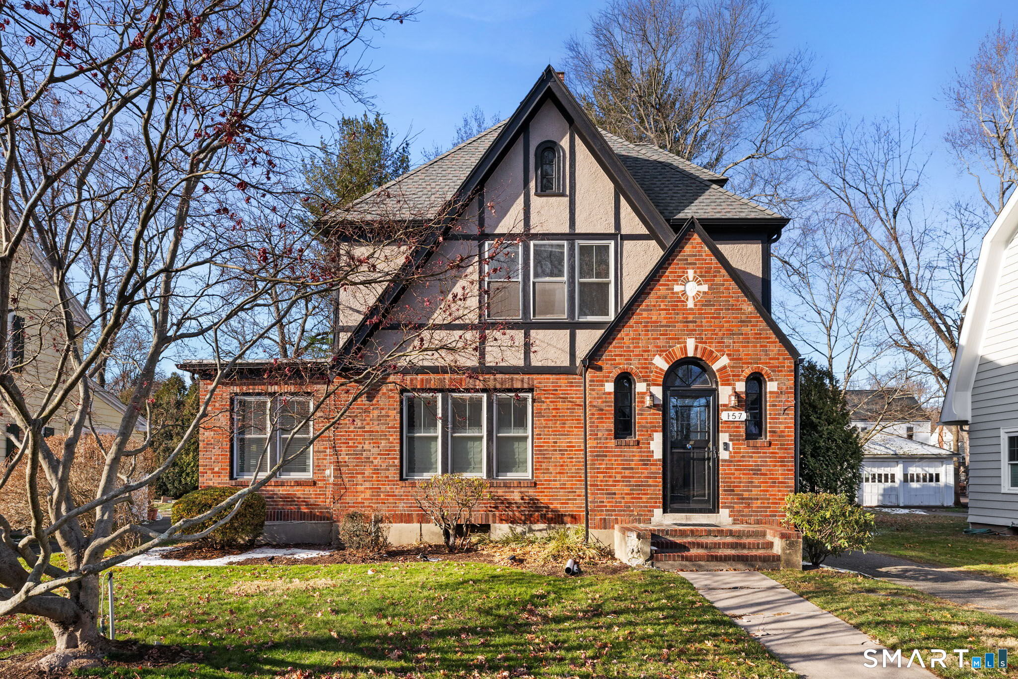 157 Four Mile Road West Hartford, CT 06107 - Photo 2 of 35