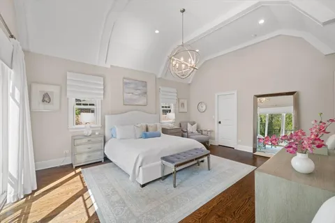 $2,395,000 | 1482 Edgewood Lane, Winnetka, IL 60093