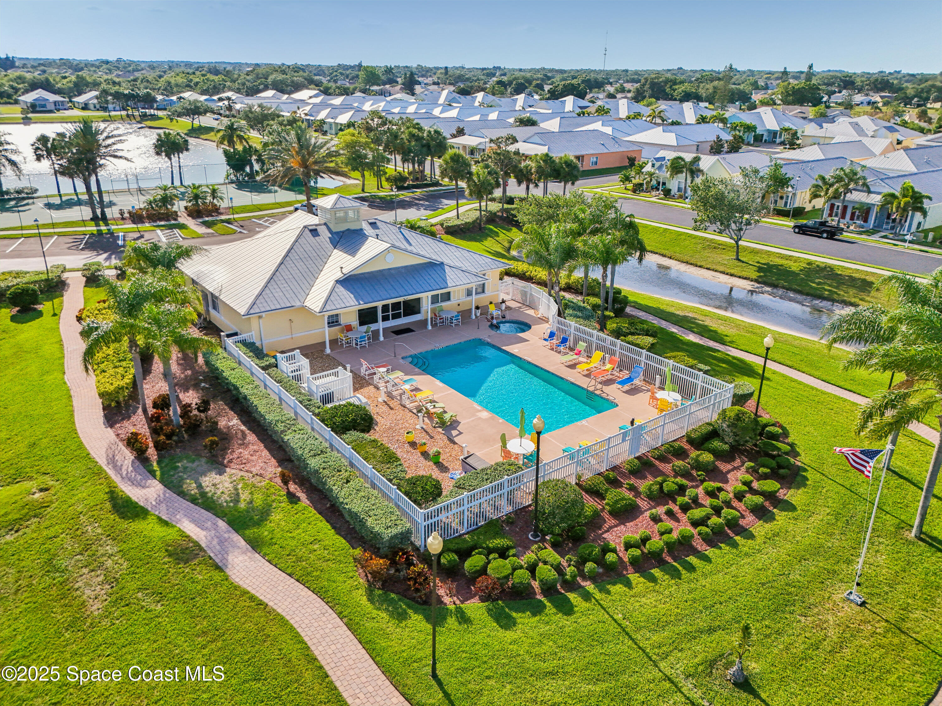4040 Alamanda Key Drive Melbourne, FL 32901 - Photo 33 of 46 Community Clubhouse and Pool