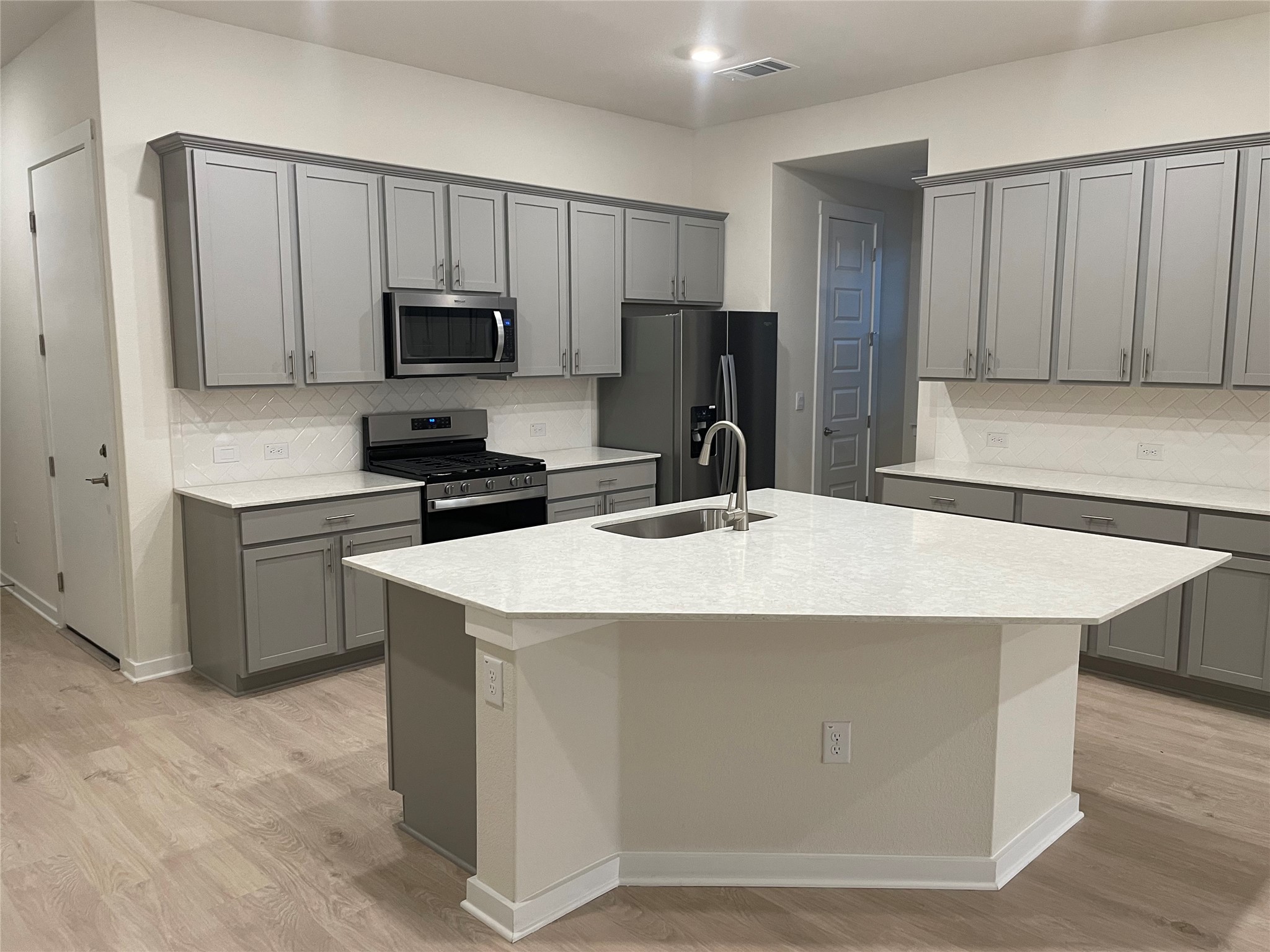 1905 Armitas Terrace Leander, TX 78641 - Photo 14 of 40