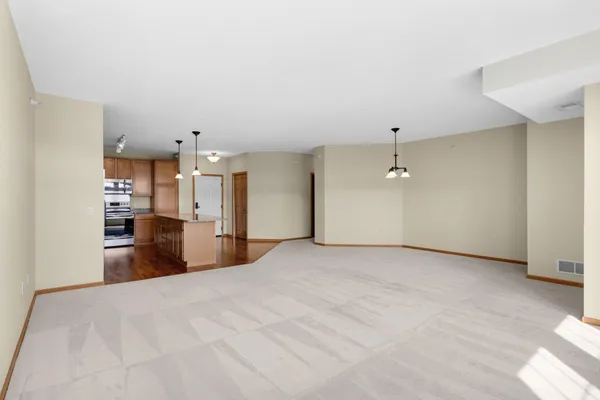 $599,900 | 7100 Metro Boulevard, Unit 409, Edina, MN 55439