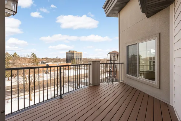 $599,900 | 7100 Metro Boulevard, Unit 409, Edina, MN 55439
