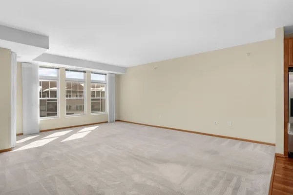 $599,900 | 7100 Metro Boulevard, Unit 409, Edina, MN 55439