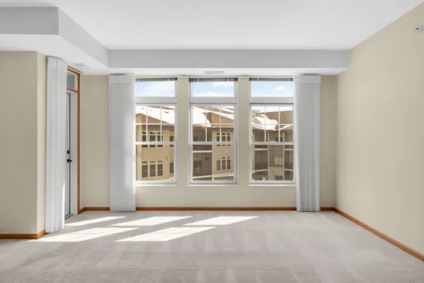 $599,900 | 7100 Metro Boulevard, Unit 409, Edina, MN 55439