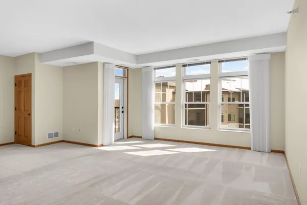 $599,900 | 7100 Metro Boulevard, Unit 409, Edina, MN 55439