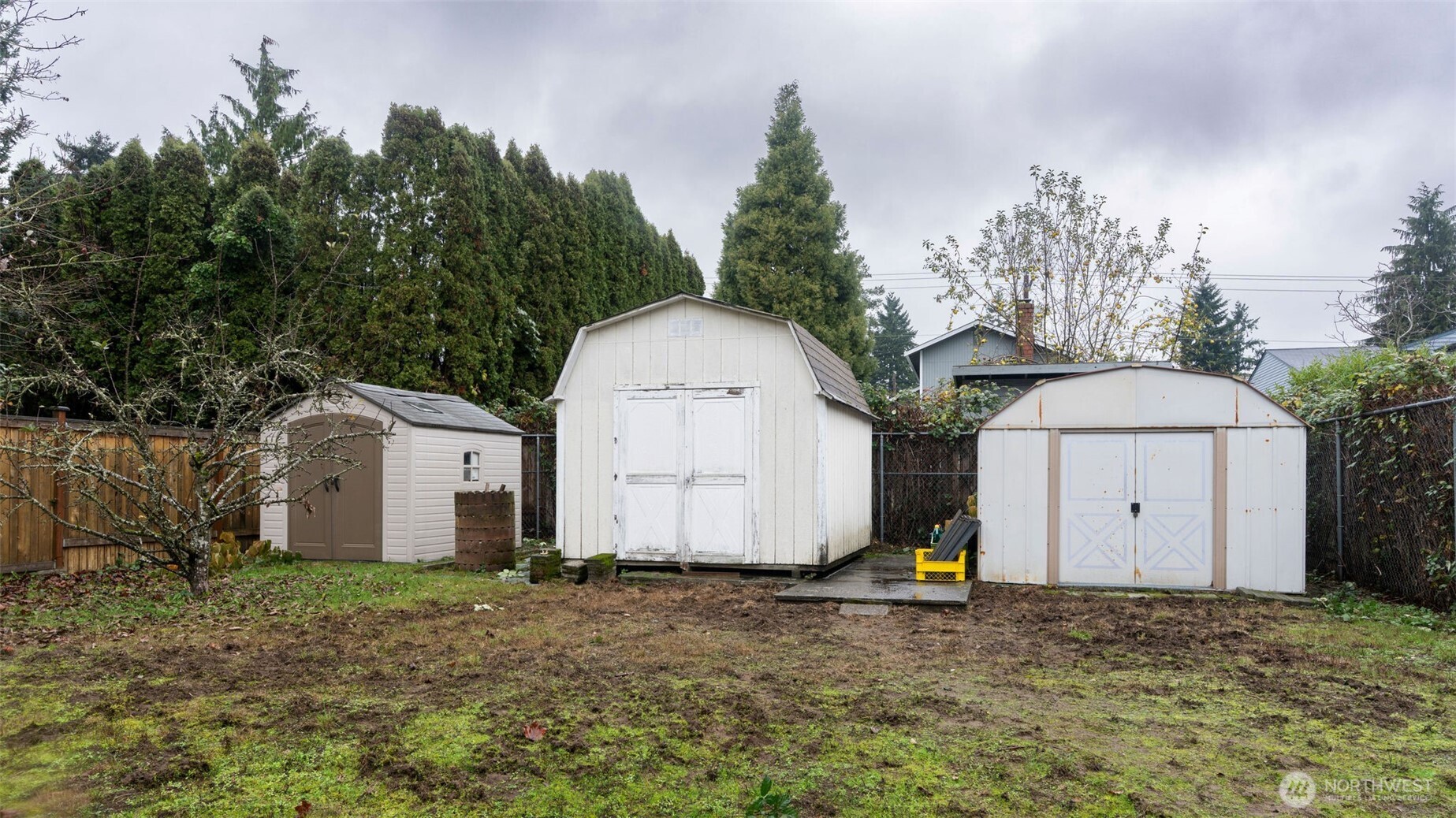 928 North 98th Street Seattle, WA 98103 - Photo 4 of 17 a view of back yard of the house