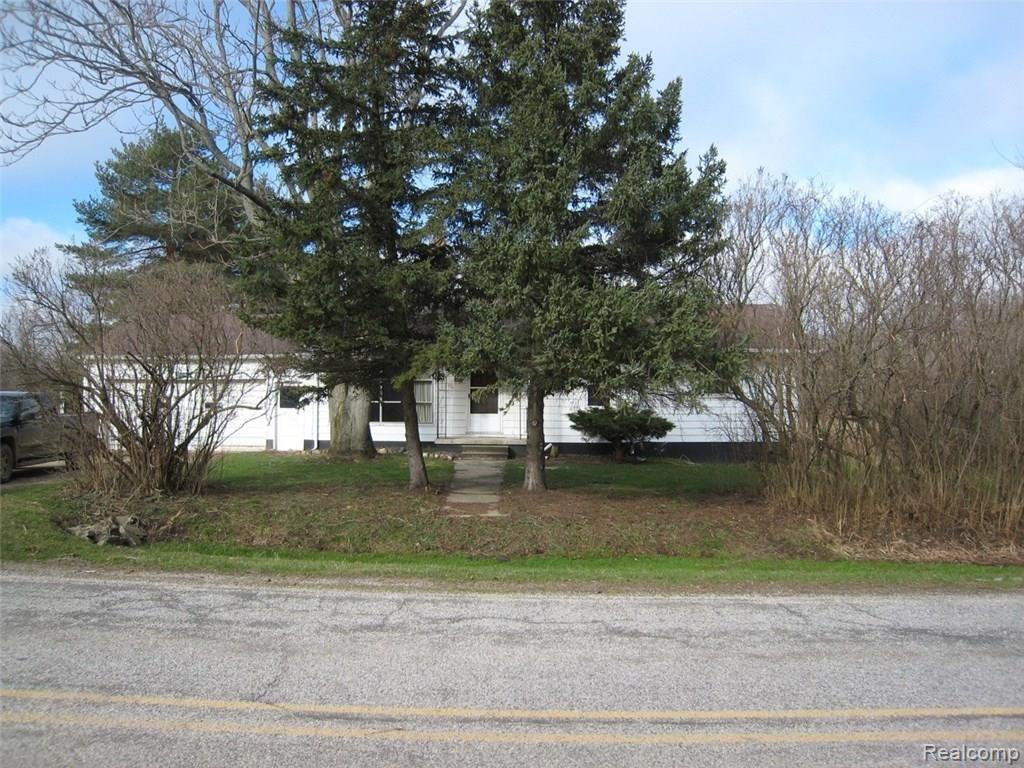 2089 Mitchell Lake Road Attica, MI 48412 - Photo 3 of 23 Front 3.jpg
